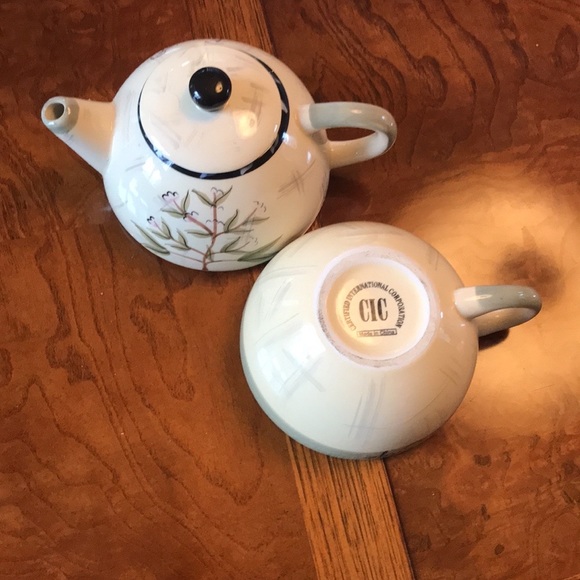 Collectible All-in-one Basil & Sage Teapot with 5" Cup - Picture 11 of 13